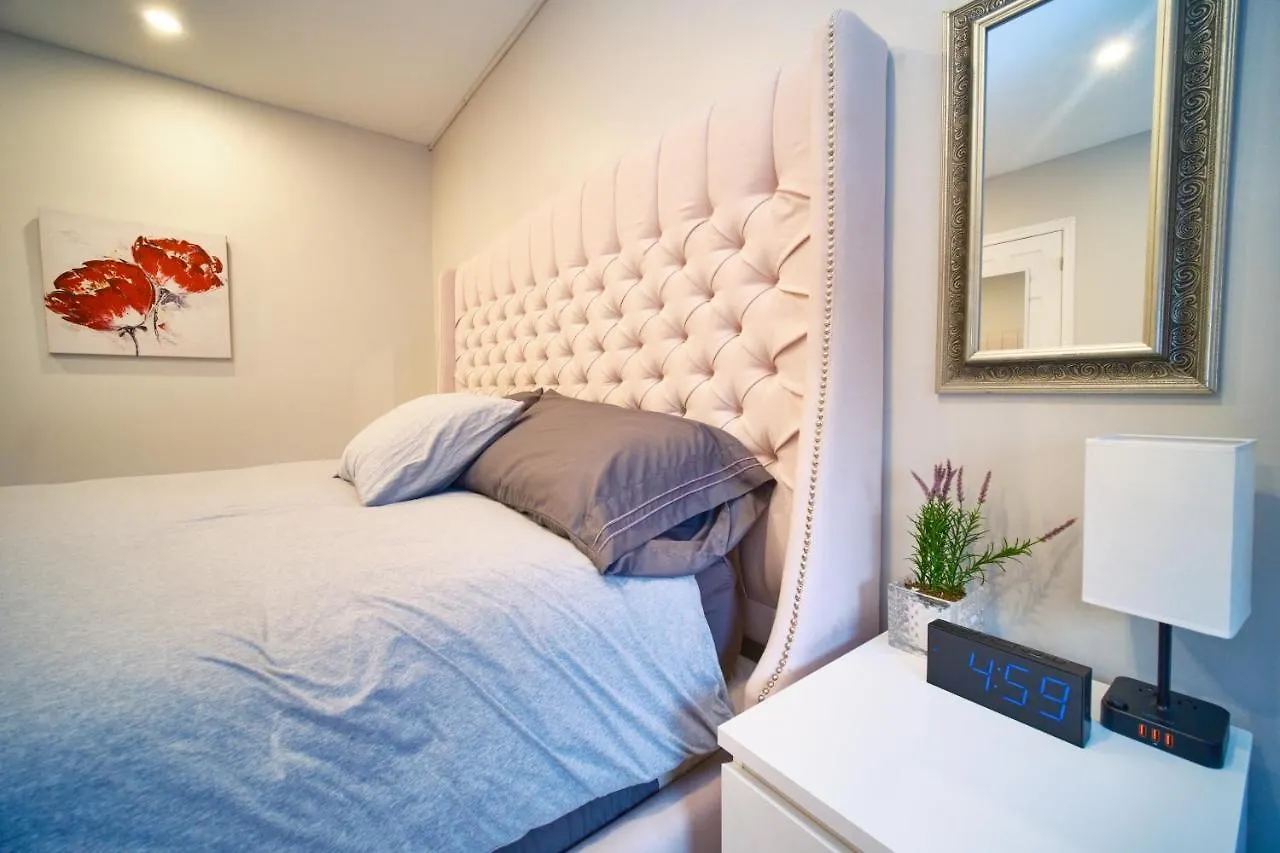 Hamilton Oasis - Luxe Beds - Bbq Haven - Pool Apartment