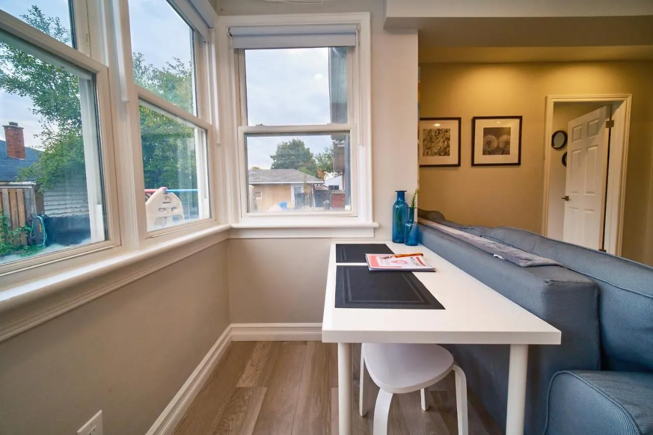 Hamilton Oasis - Luxe Beds - Bbq Haven - Pool Apartment 0*,