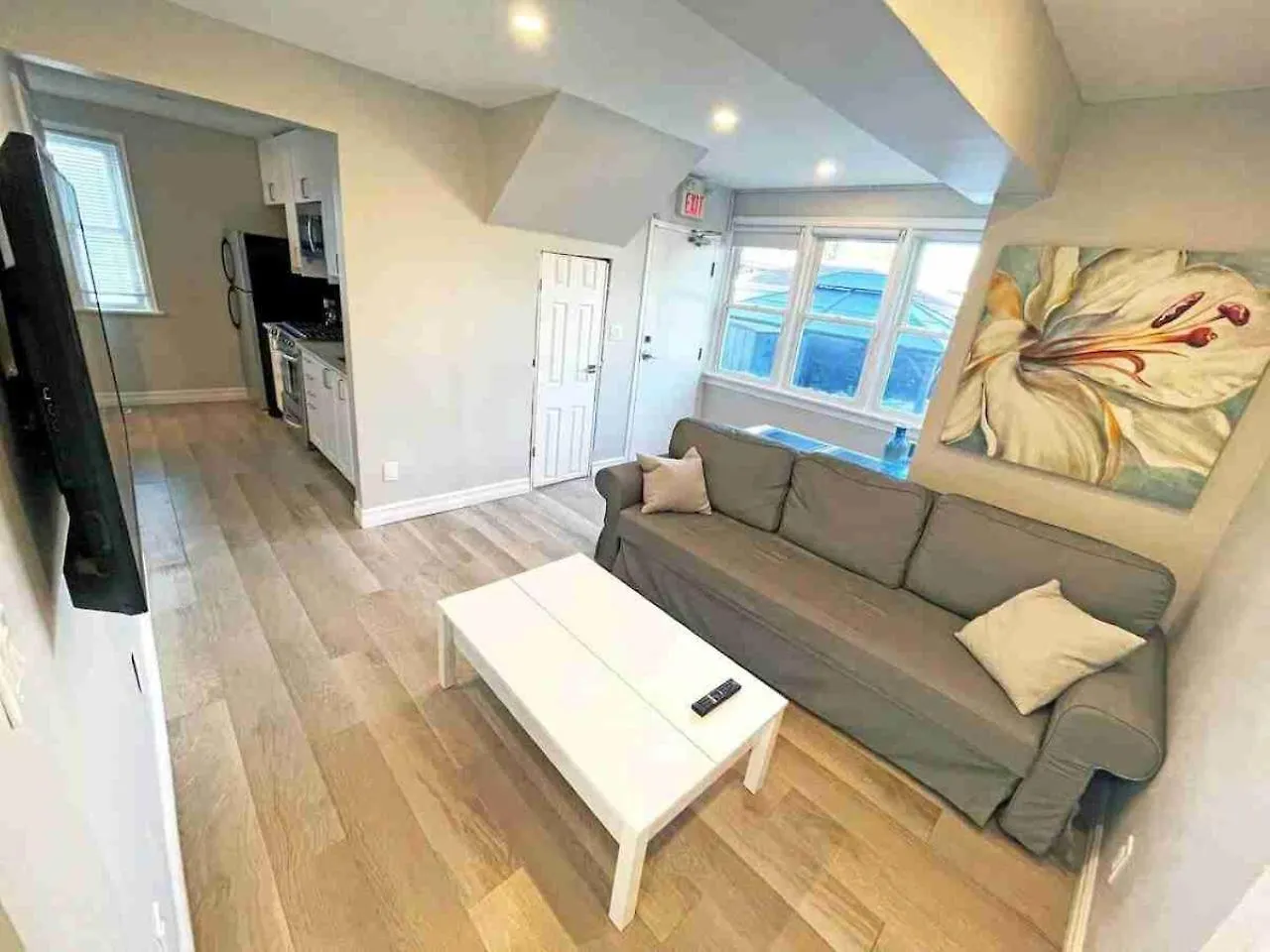Hamilton Oasis - Luxe Beds - Bbq Haven - Pool Apartment