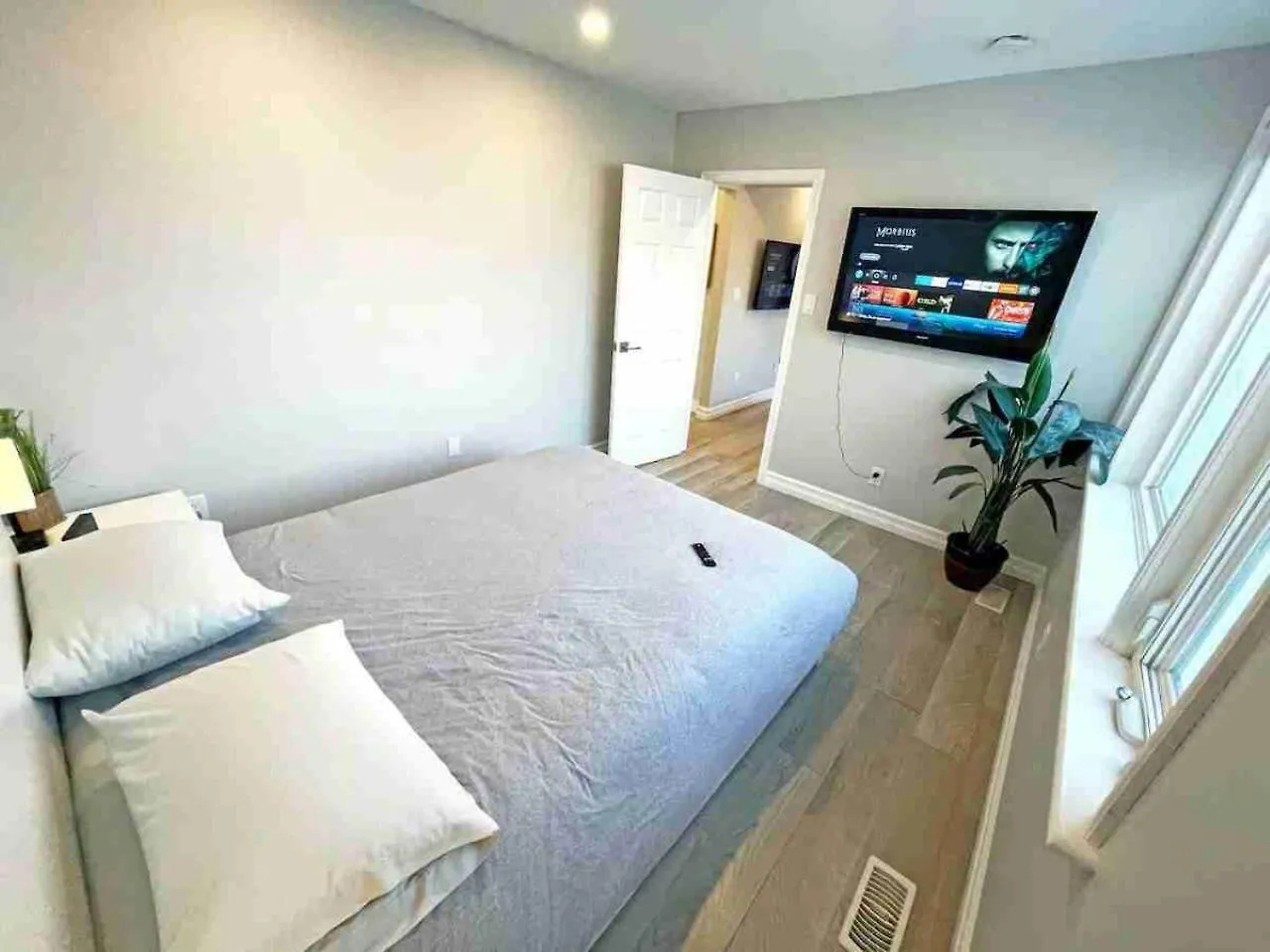 Hamilton Oasis - Luxe Beds - Bbq Haven - Pool Apartment